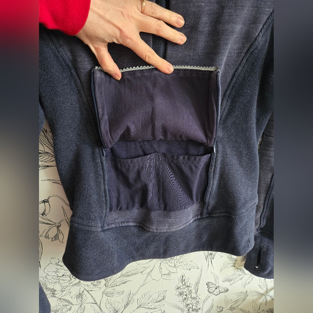 VINTAGE RARE LULULEMON SPECIAL EDITION RIDING JACKET - Picture 12 of 13
